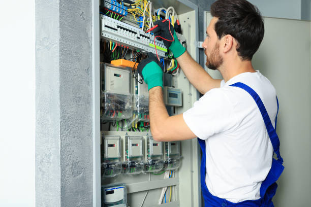 Best Commercial Electrician Services  in Oaklawn Sunview, KS